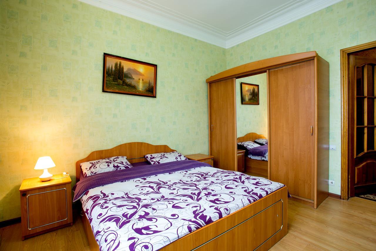 Apartments On Bolshaya Morskaya 65 Mykolaiv Exterior foto